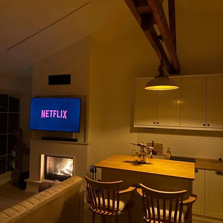 Dogayla Ic Ice Lueks * İznik