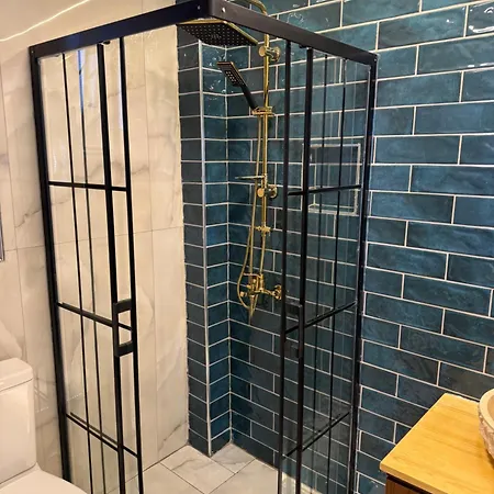 Chalet Dogayla Ic Ice Lueks *