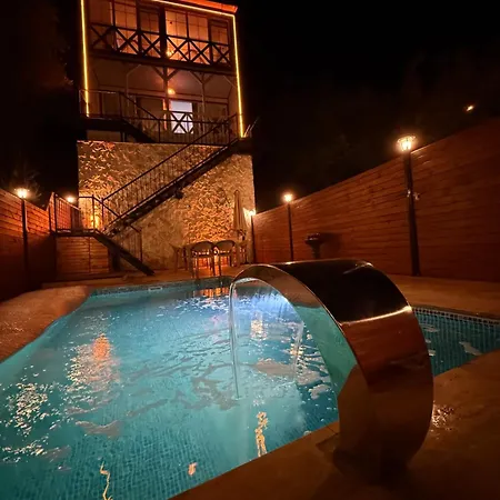 Dogayla Ic Ice Lueks *