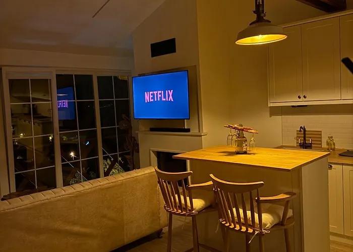 Chalet Dogayla Ic Ice Lueks *