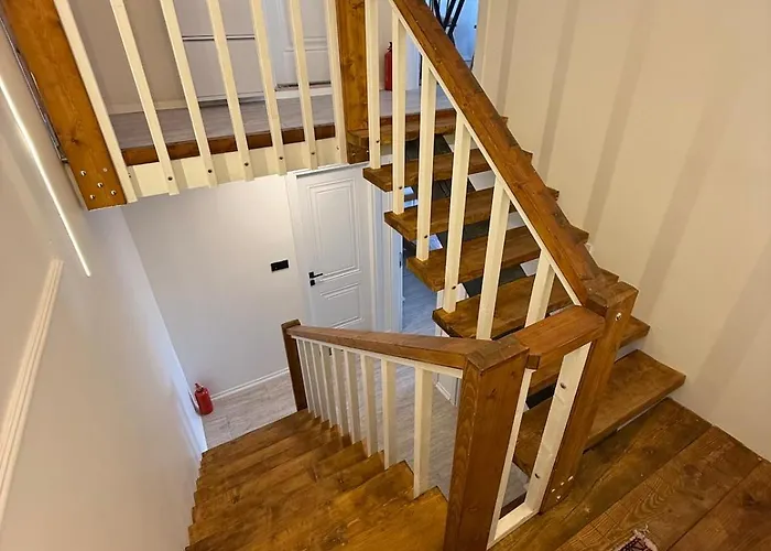 Dogayla Ic Ice Lueks * Iznik