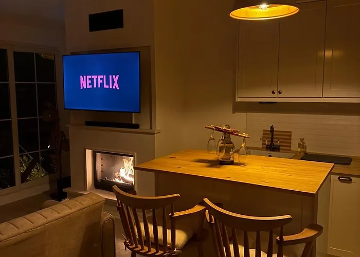 Dogayla Ic Ice Lueks Chalet *