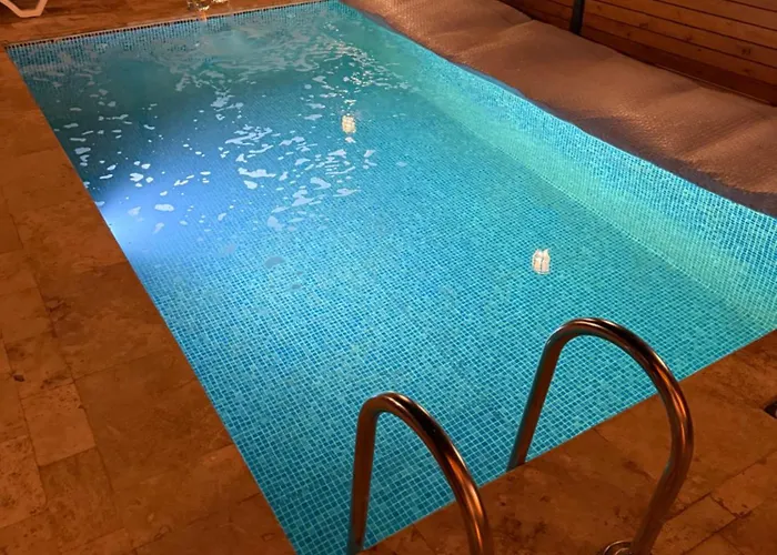 Dogayla Ic Ice Lueks Chalet